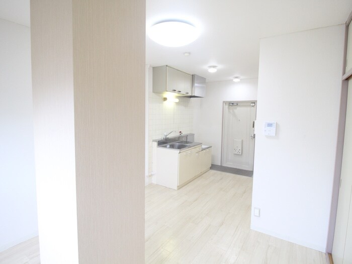 物件内観写真11　(居室)