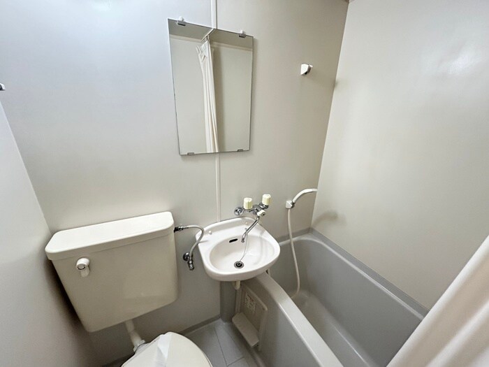 物件内観写真11　(洗面)
