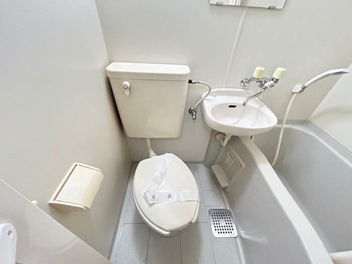 物件内観写真14　(トイレ)