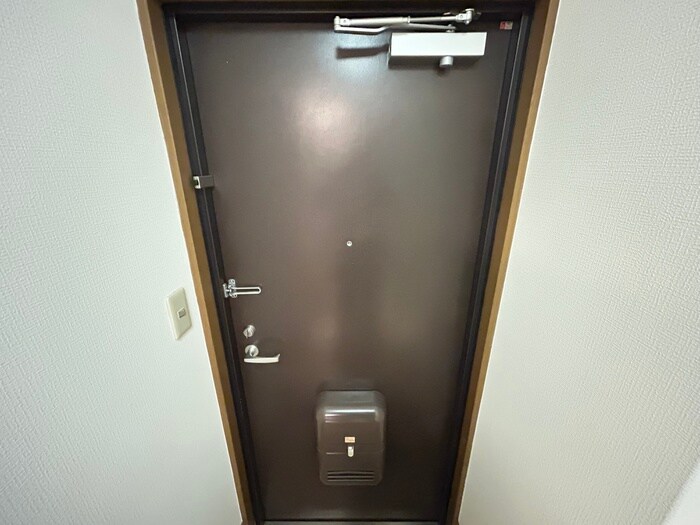物件内観写真21　(玄関)