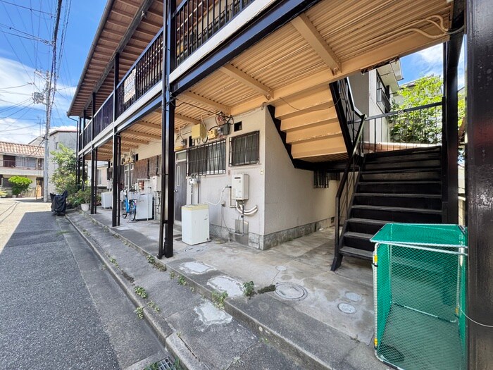 物件外観写真3　(周辺環境)