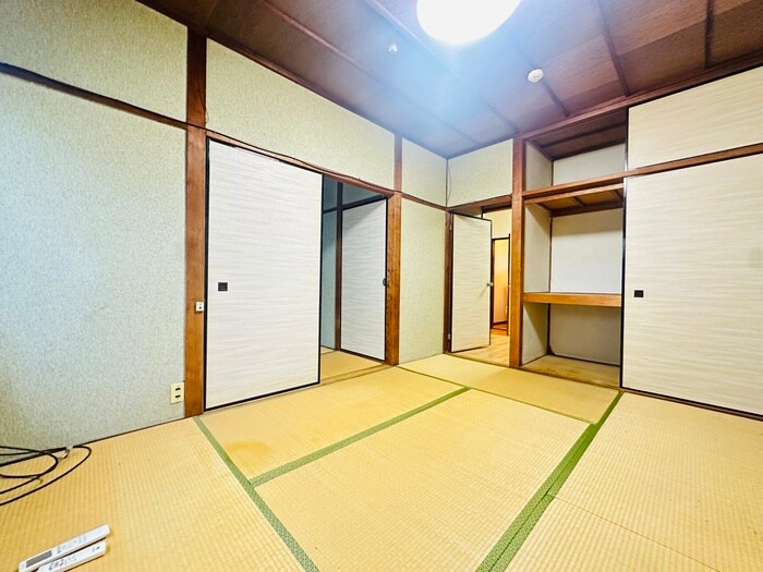 物件内観写真10　(居室)