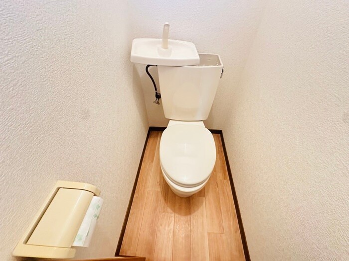 物件内観写真16　(トイレ)