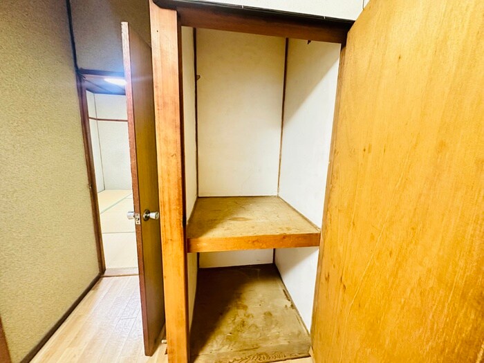 物件内観写真18　(収納)