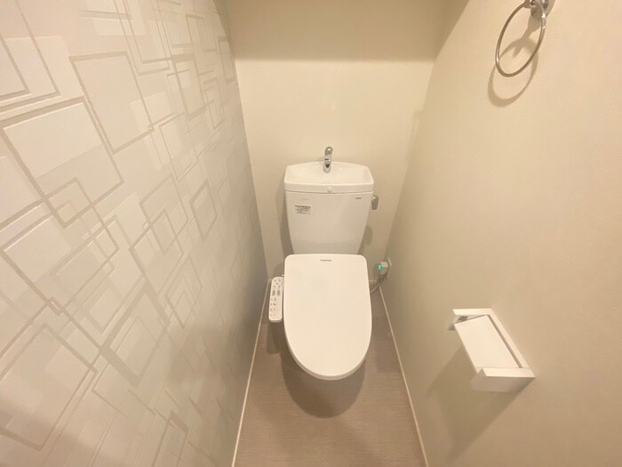 物件内観写真16　(トイレ)