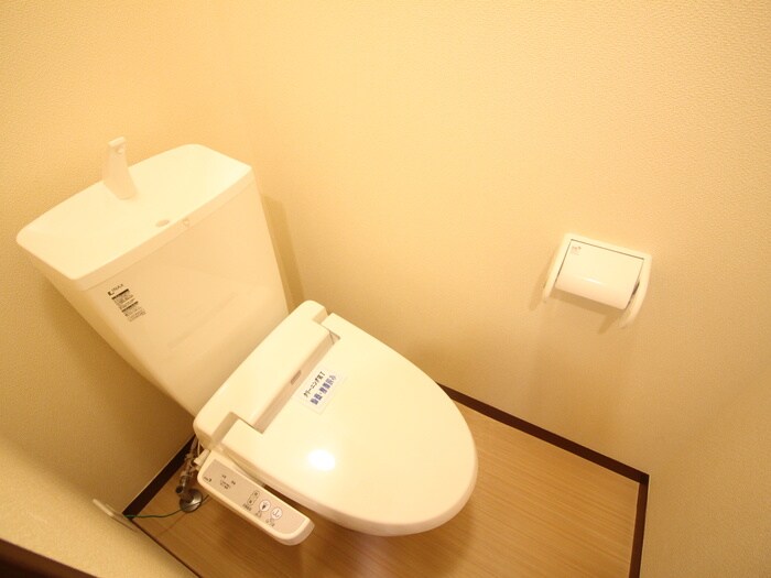 物件内観写真13　(トイレ)