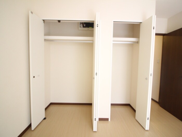 物件内観写真17　(収納)