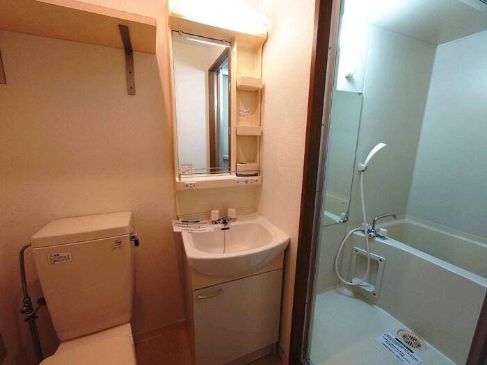 物件内観写真9　(洗面)