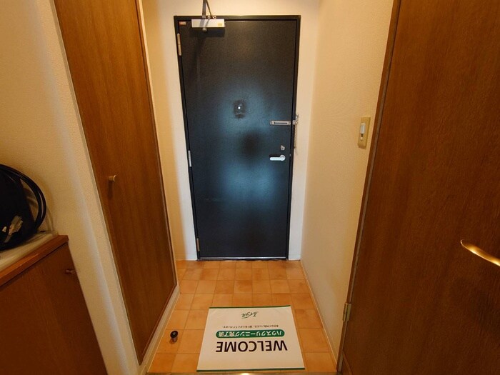 物件内観写真22　(玄関)