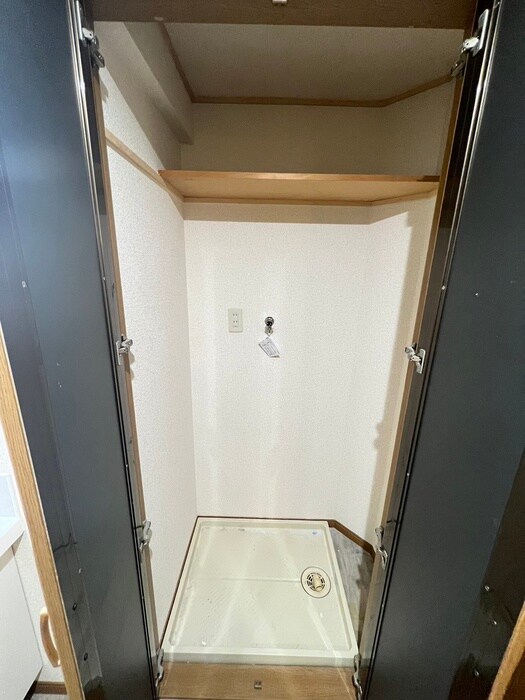 物件内観写真22　(洗濯機置場)