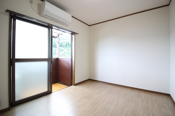 物件内観写真5　(居室)