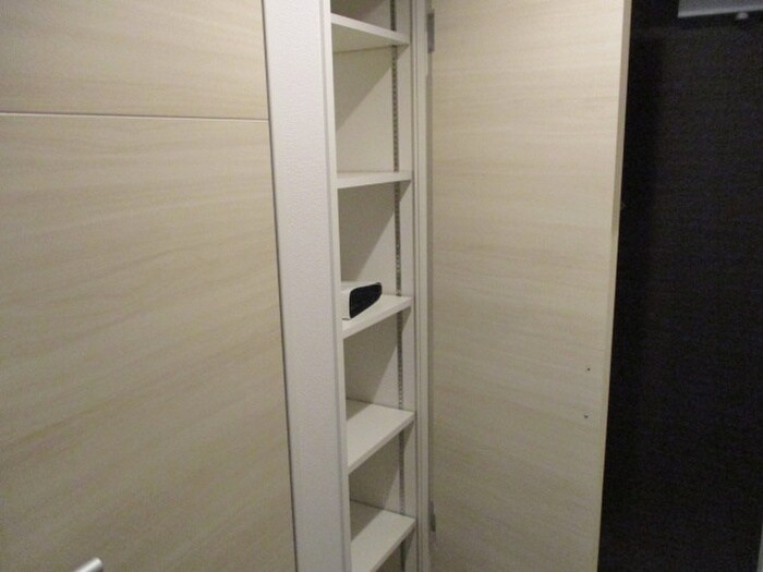 物件内観写真13　(靴箱)