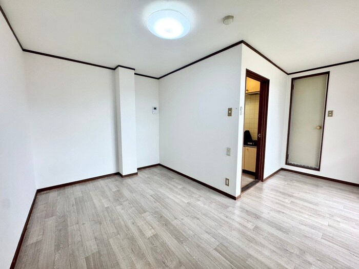 物件内観写真5　(居室)