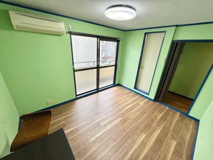 物件内観写真6　(居室)