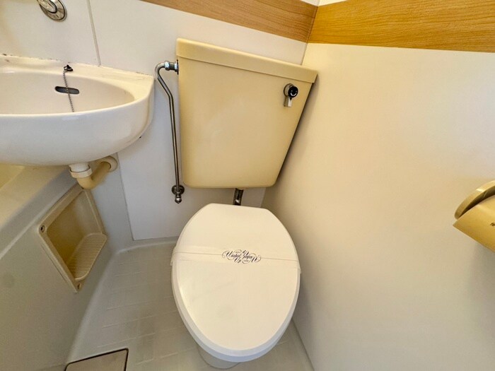 物件内観写真10　(トイレ)