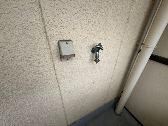 物件内観写真11　(洗濯機置場)