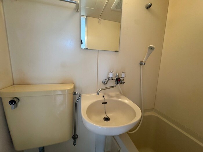 物件内観写真11　(洗面)