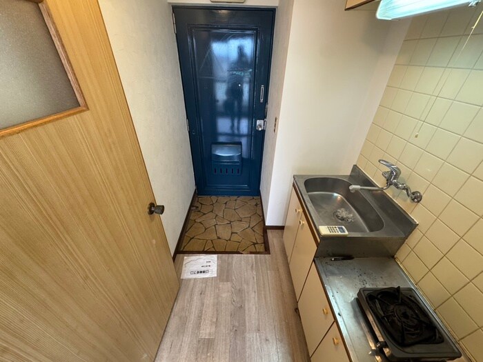 物件内観写真12　(廊下)