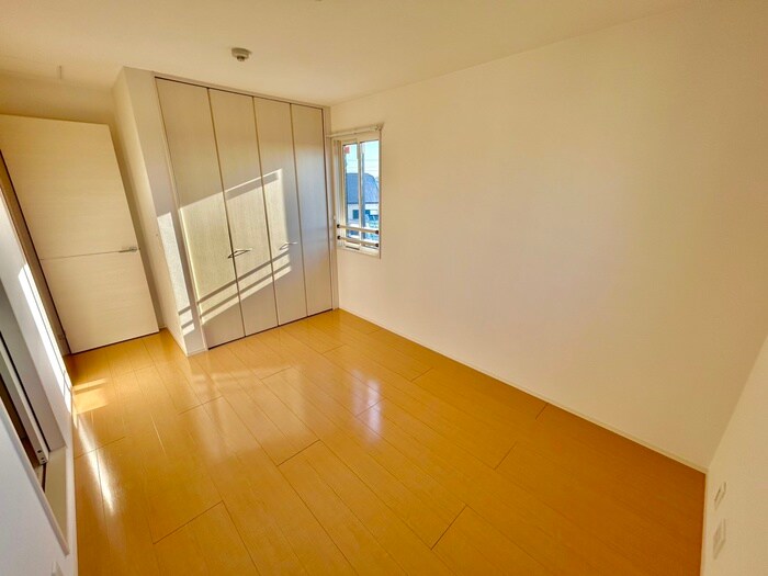 物件内観写真9　(居室)