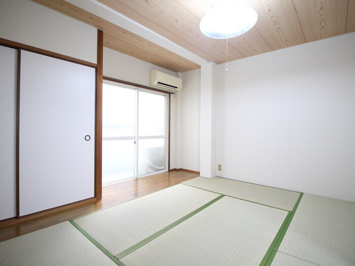 物件内観写真7　(居室)