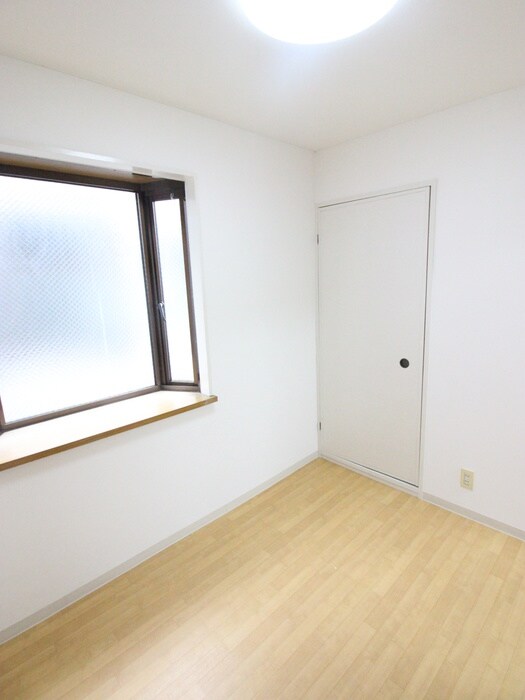 物件内観写真14　(居室)