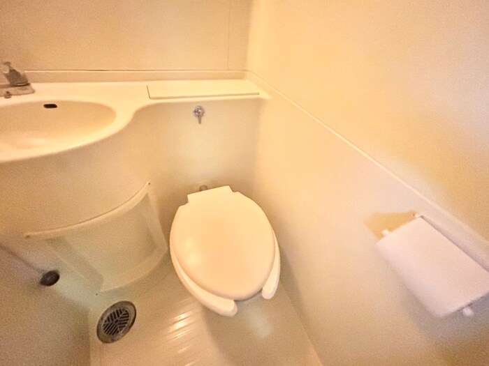 物件内観写真15　(トイレ)