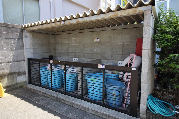 物件外観写真6　(外観写真)