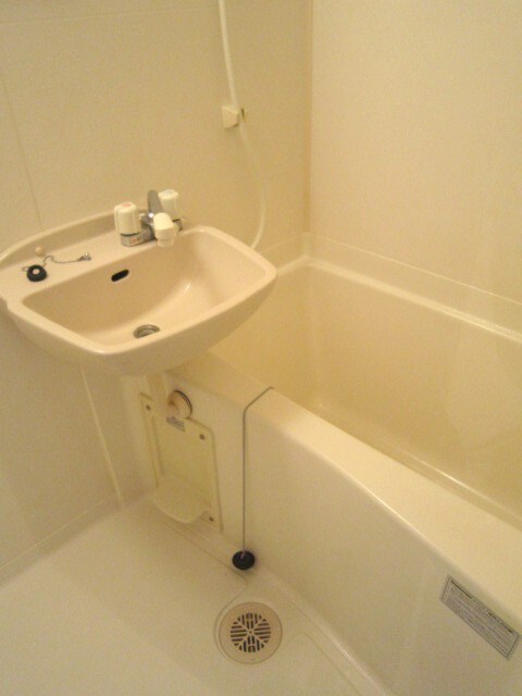 物件内観写真10　(バス／シャワールーム等)