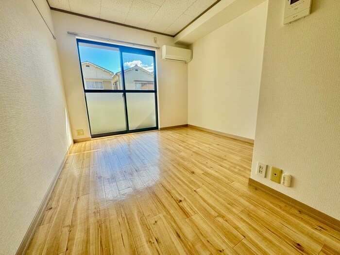 物件内観写真5　(居室)