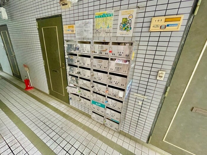 物件外観写真6　(建物設備)