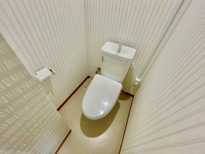 物件内観写真10　(トイレ)