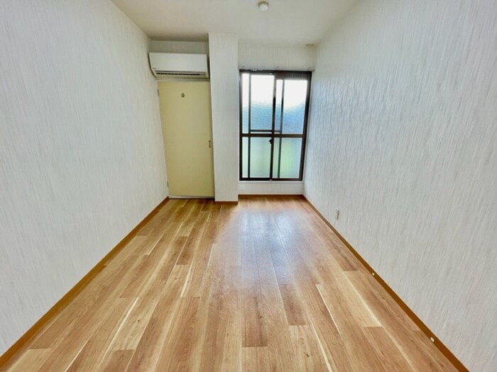 物件内観写真12　(居室)