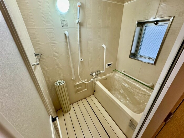 物件内観写真10　(バス／シャワールーム等)