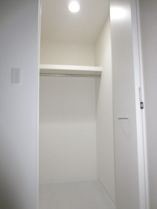物件内観写真9　(収納)