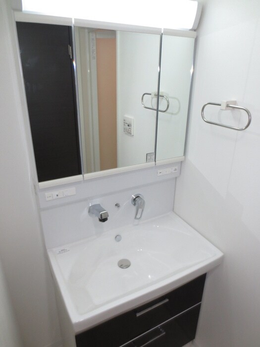 物件内観写真13　(洗面)