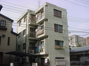 コ－シ－ハイツ外観写真