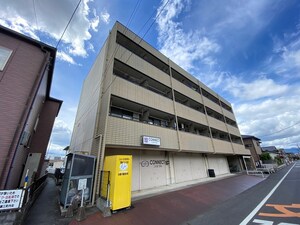 七つの海外観写真