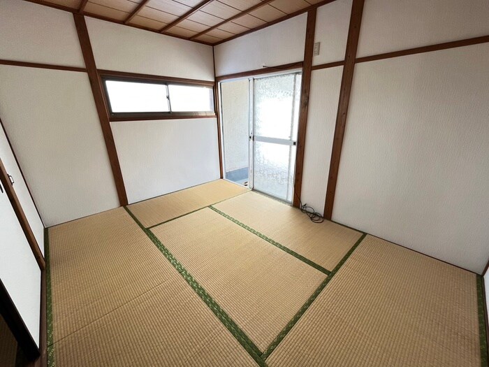 物件内観写真8　(居室)