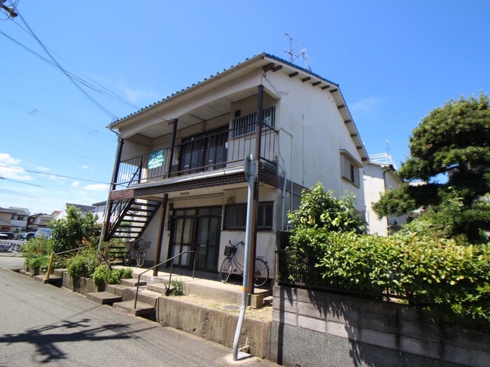 物件外観写真3　(外観写真)