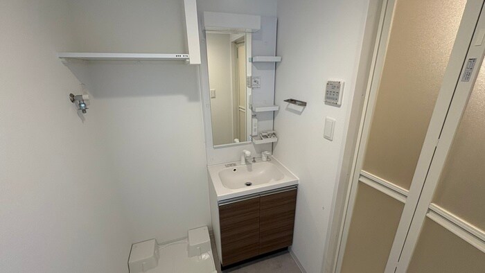 物件内観写真13　(洗面)