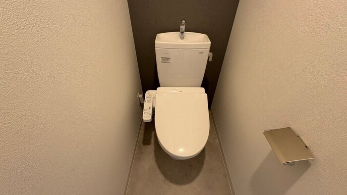 物件内観写真14　(トイレ)