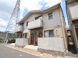 ミオアンジェラF棟外観写真