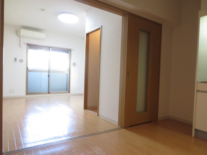 物件内観写真14　(居室)