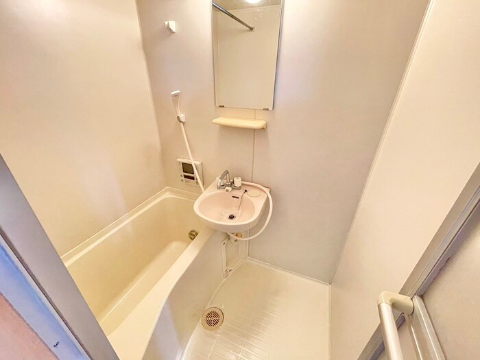 物件内観写真12　(バス／シャワールーム等)