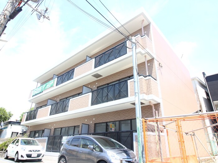 Ｃｉｎｑｕｅの物件外観写真