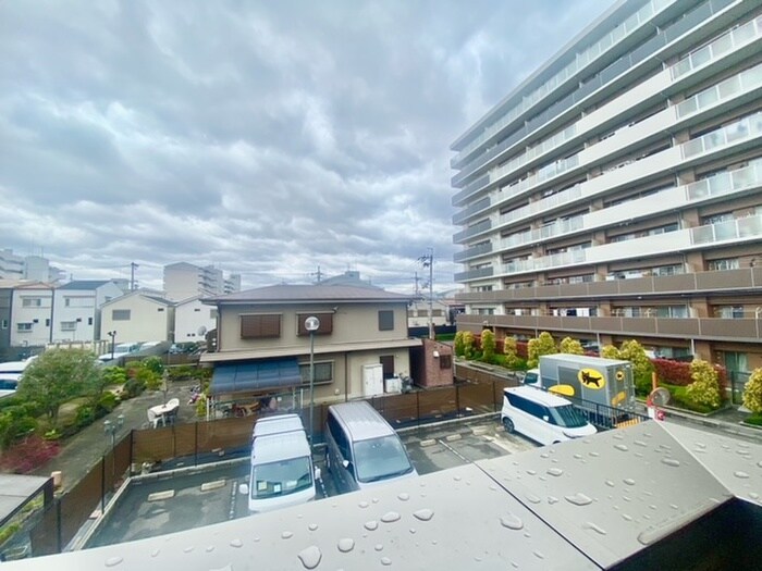 物件内観写真22　(室内からの展望)