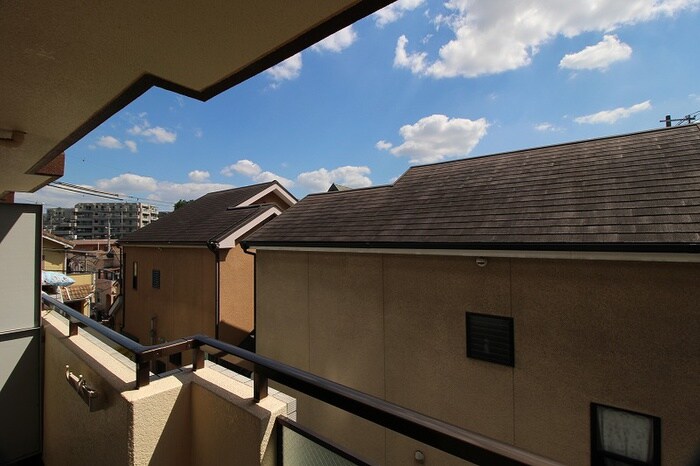 物件内観写真20　(室内からの展望)