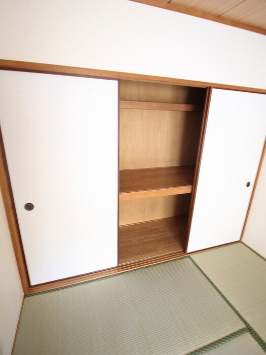 物件内観写真21　(収納)