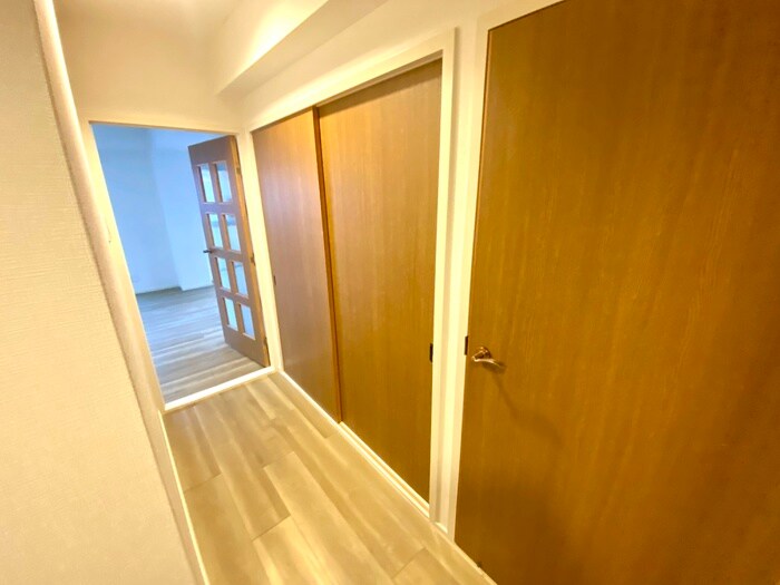 物件内観写真19　(廊下)