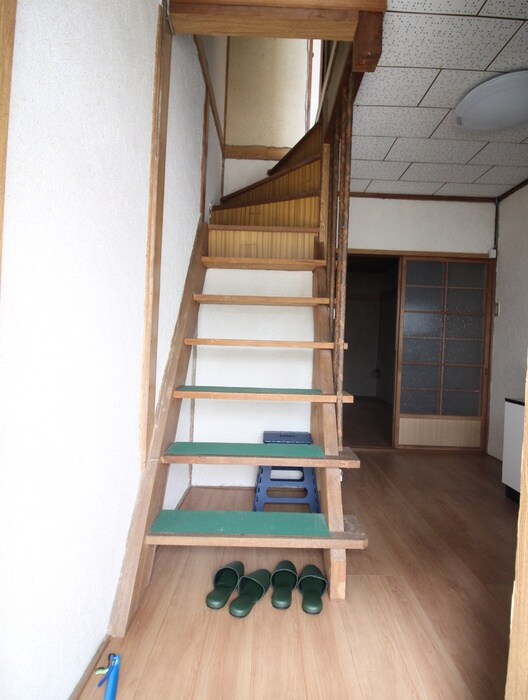 物件内観写真13　(廊下)